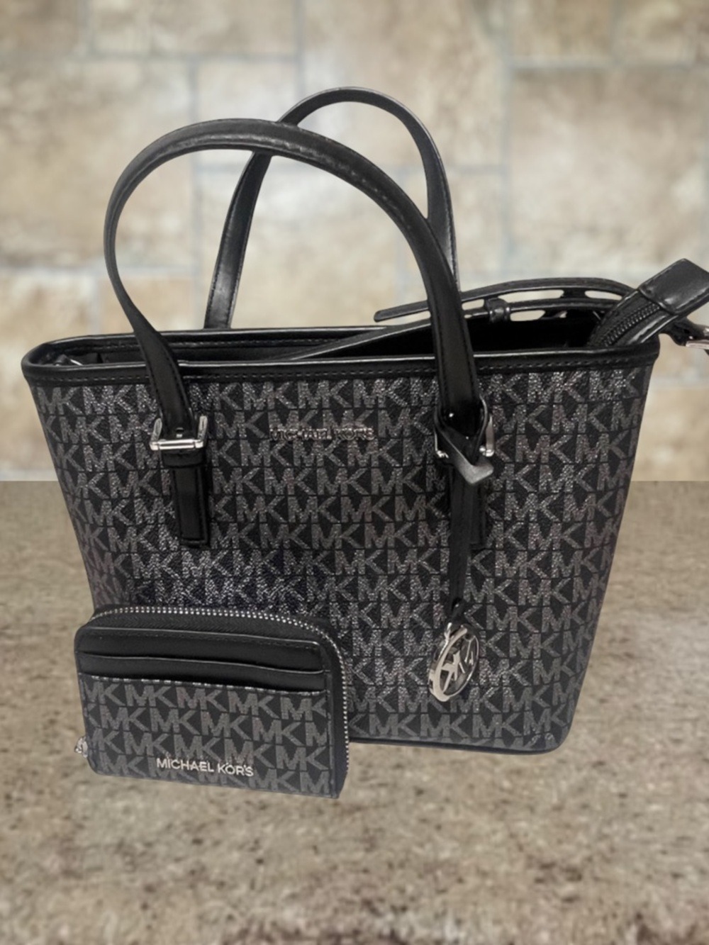 Michael Kors XS Carryall Tote & Matching Wallet Set Black/Silver Metallic